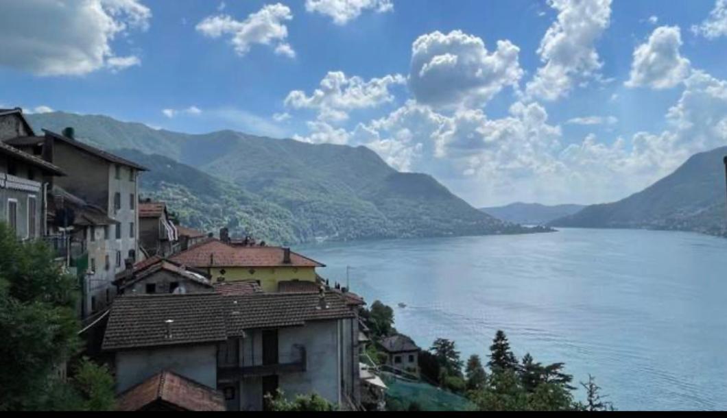 La Corte Sul Lago Pognana Lario Luaran gambar